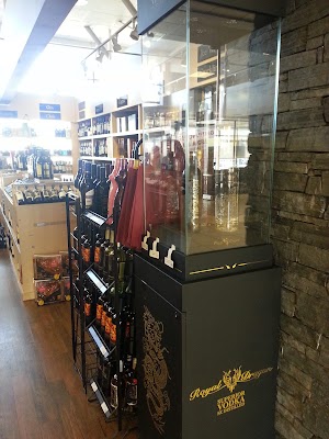 skyway-wine-liquor-airside